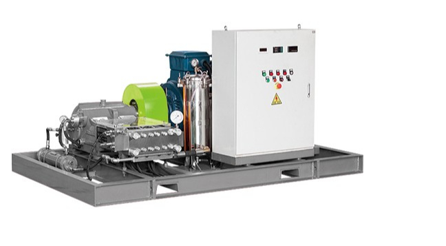 1200-2800公斤级超高压清洗机